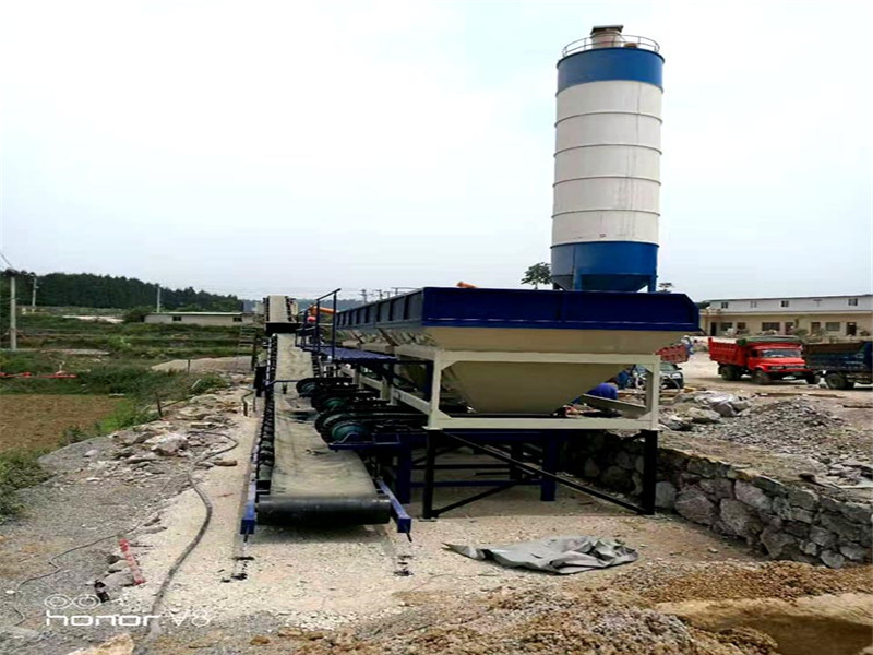 500穩(wěn)定土拌合站用于公路基層骨料生產(chǎn)，拌和站廠家科信可供應(yīng)